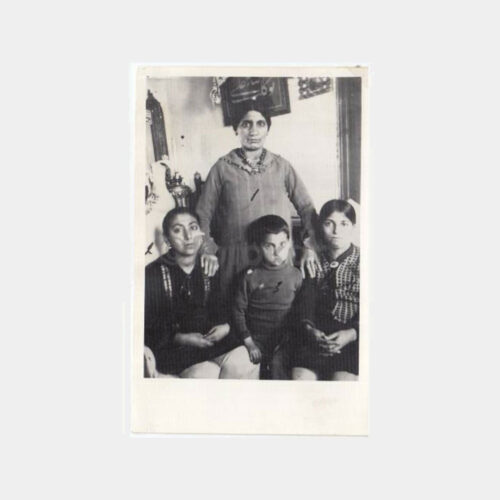 1930 Ermeni Ailesi Konulu Fotoğraf