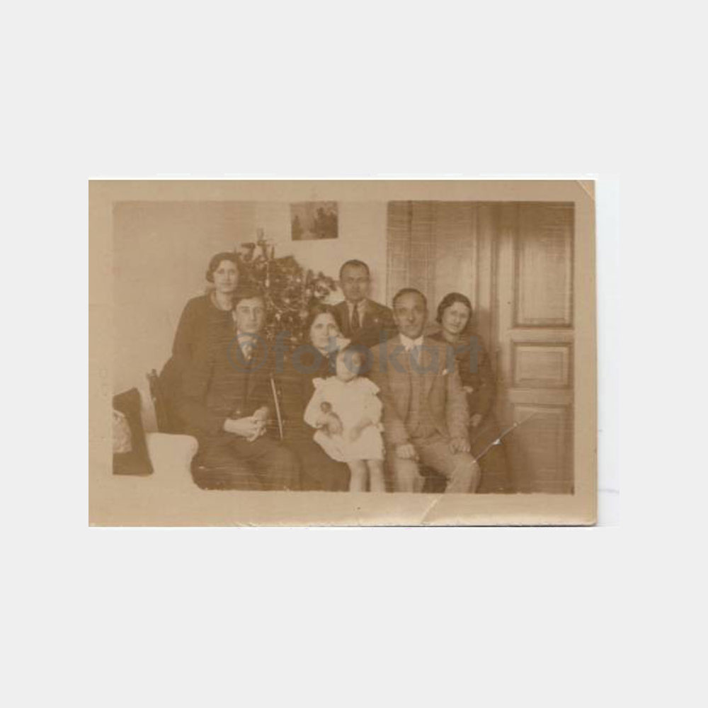 1937 Ermeni Aile Konulu Fotoğraf
