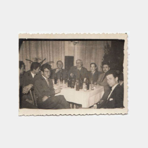 1950 Yemek Kültürü Bira Masası Konulu Fotoğraf