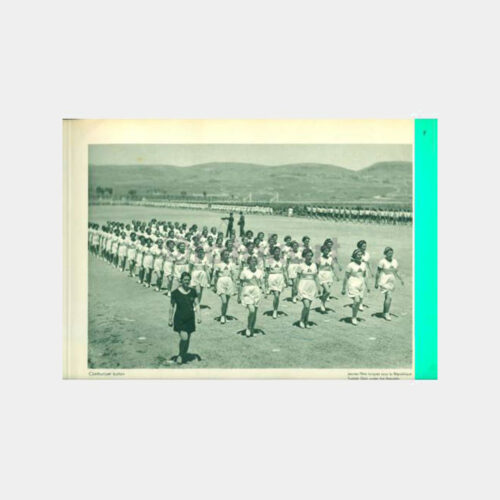 1934 Cumhuriyet Kızları - Basınyayın Albümü Resim