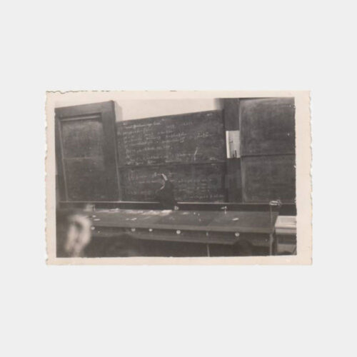 1947 İstanbul Üniversitesi Fen Fakültesi Tahtada Hoca Fotoğraf