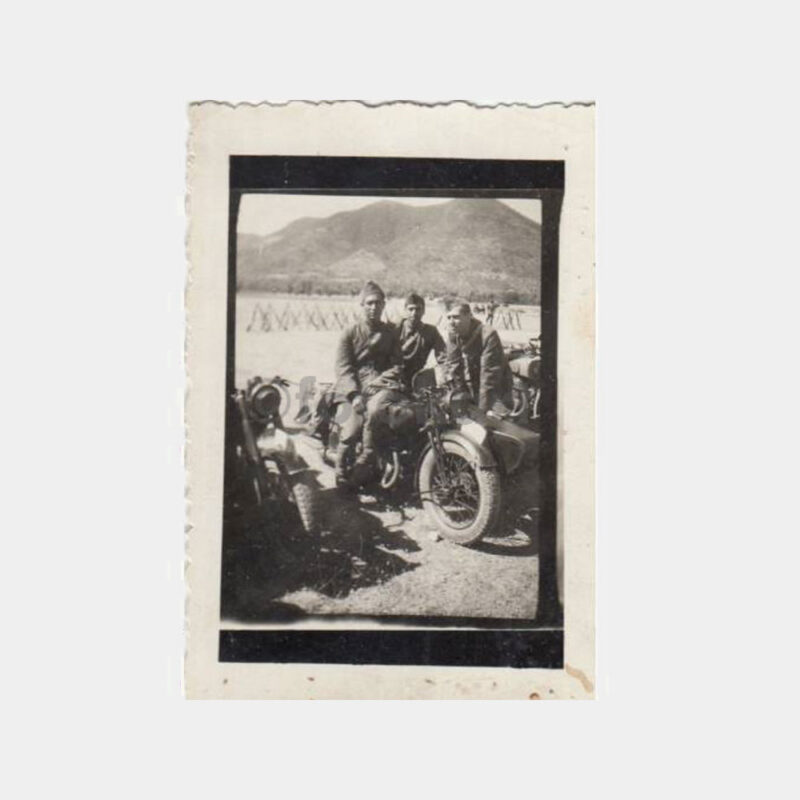 İzmir Foto Moda - Askeri Motorsiklet Konulu Fotoğraf
