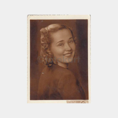 1944 Bosna Kadın Portre Stüdyo Fotoğraf