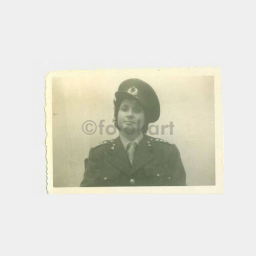 Subay Giysili Kadın Fotoğraf