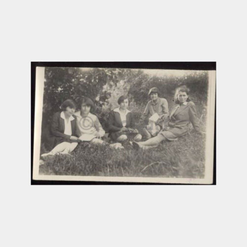 1930 Muallim Hanımlar Mesirede Görünüş Fotoğraf