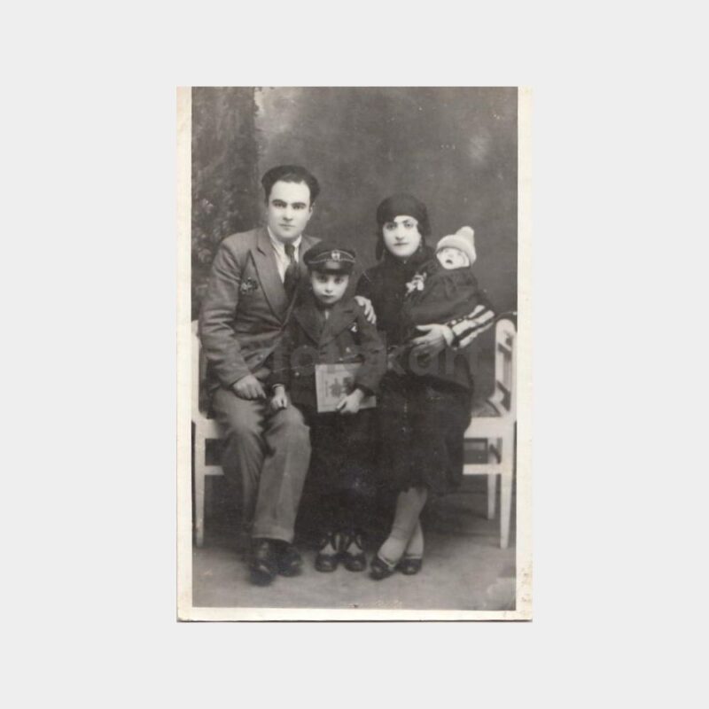 1930 Okul Çocuğu Ailesi Konulu Fotoğraf