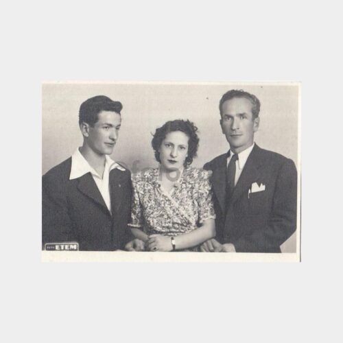 Foto Etem Aile Konulu Stüdyo Fotoğraf