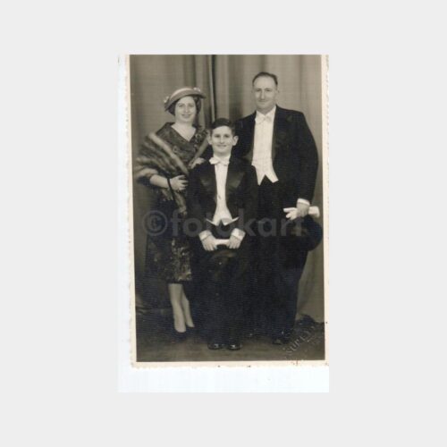 1940 Foto Süreyya - Tören Giysili Aile Konulu Fotoğraf