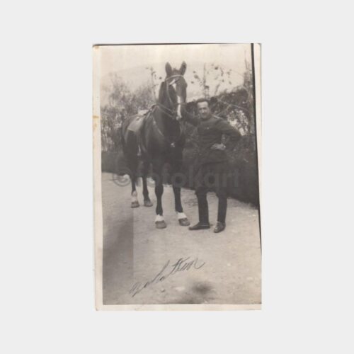 1930 Atı ile Poz Veren Asker Konulu Fotoğraf