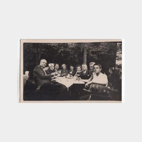 1940 Bira İçen Aile Grubu Konulu Fotoğraf