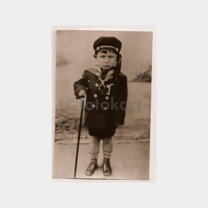 Denizci Çocuk Parlak Kağıda Baskı Fotoğraf