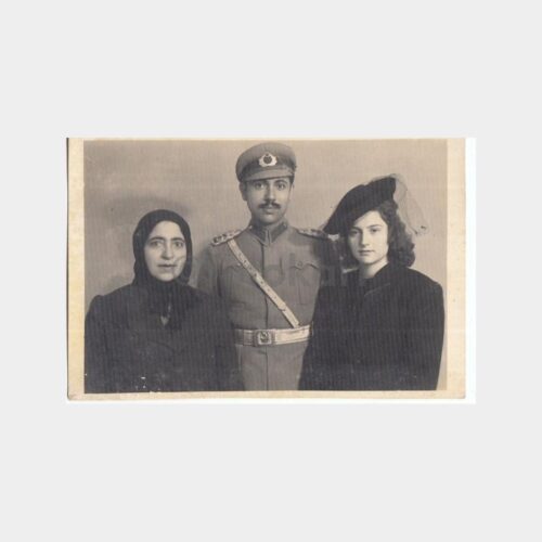 1940 Subay Ailesi Şapkalı Kadın Konulu Fotoğraf