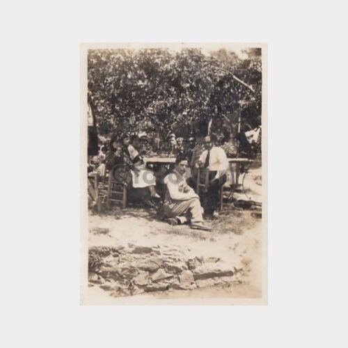 1935 Tarihi Ev Gençler Albüm Fotoğrafı