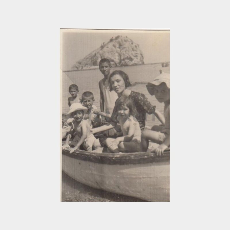 1956 Şile Sahili Aile Kayıkta Görünüş Fotoğraf