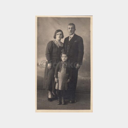 1930 Aile Konulu Stüdyo Fotoğraf