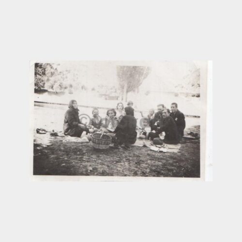 1940 Eskişehir Ailesi Mesirede Konulu Fotoğraf