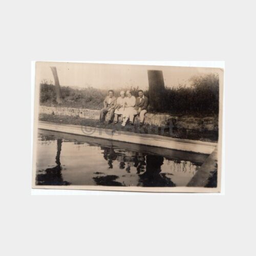 1929 Havuzbaşı Aile Grup Konulu Fotoğraf