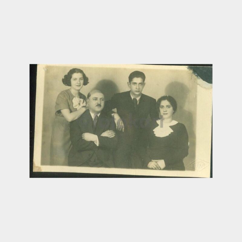 1933 Foto Phebus Stüdyo Aile Fotoğraf