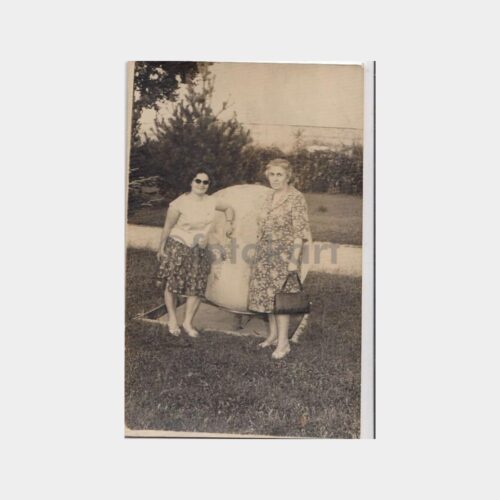 1962 Bursa Dünya Küresi Heykeli Konulu Fotoğraf