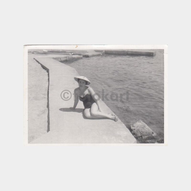 1960 Kartal Nizam Plajı Konulu 2 Adet Fotoğraf