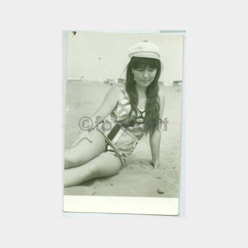 1969 Plaj Kadın Görünüş Fotoğraf