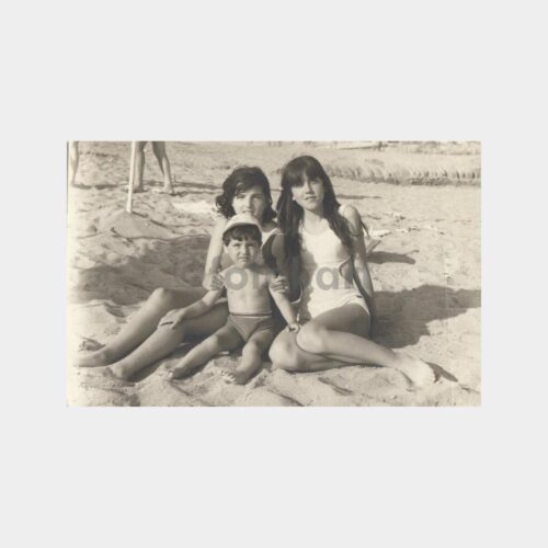 1970 Plaj Kadın Konulu Fotoğraf