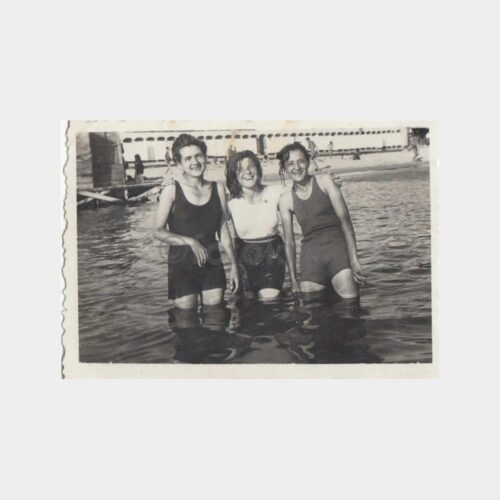 1940 Plaj Konulu Kadınlar Fotoğraf