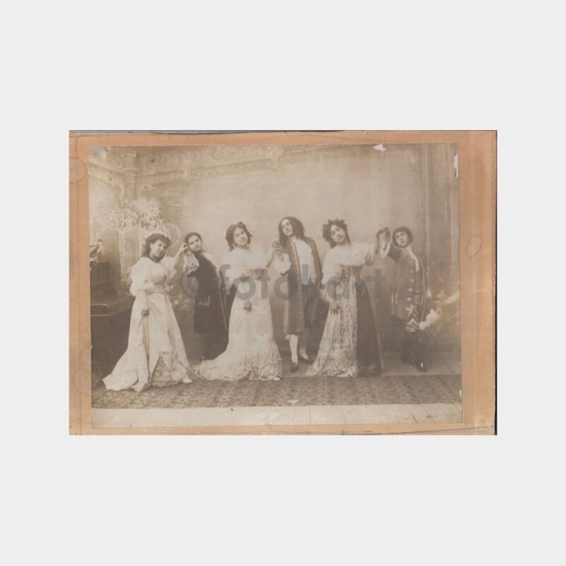 1920 Bir Tiyatro Grubu Konulu Fotoğraf