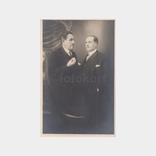 1940 Beyoğlu Foto Şık Stüdyo İki Bay Değişik Poz Fotoğrafı