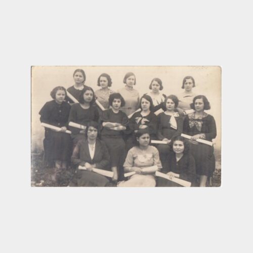 1936 Biçki Dikiş Okulu Kız Öğrenciler -Diplomalı Görünüş- Fotoğraf