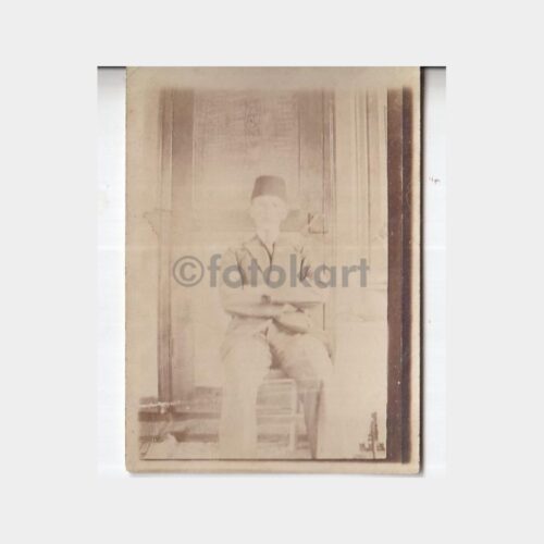 1926 Fesli Genç Konulu Fotoğraf