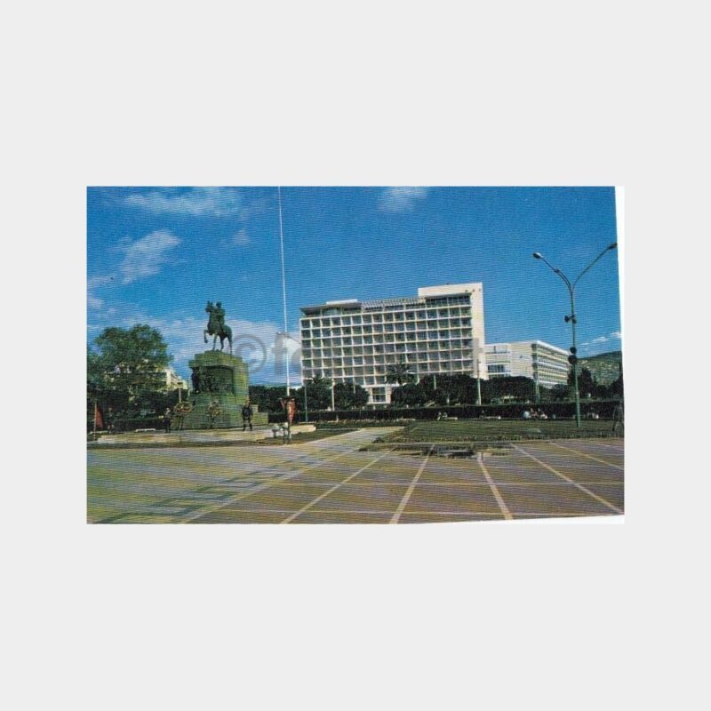 1975 İzmir Atatürk Anıtı Görünüş Kartpostal