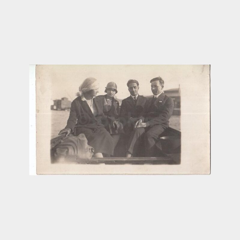 1920 Sandalda Yolcular Konulu Fotoğraf