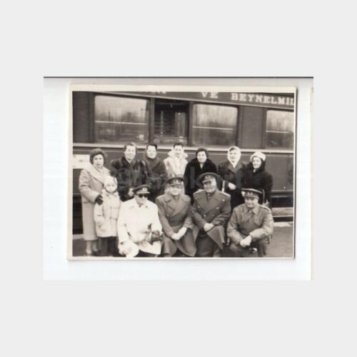 1940 Tren Yolcuları Konulu Fotoğraf