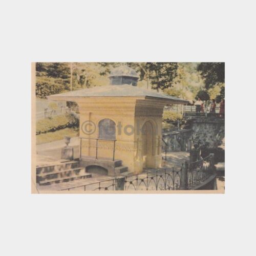 1970 Yalova Kaynak Çeşmesi Görünüş Kartpostal