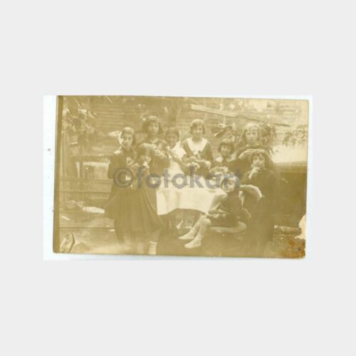 1928 Kız Öğrenciler Çay Partisi Fotoğraf