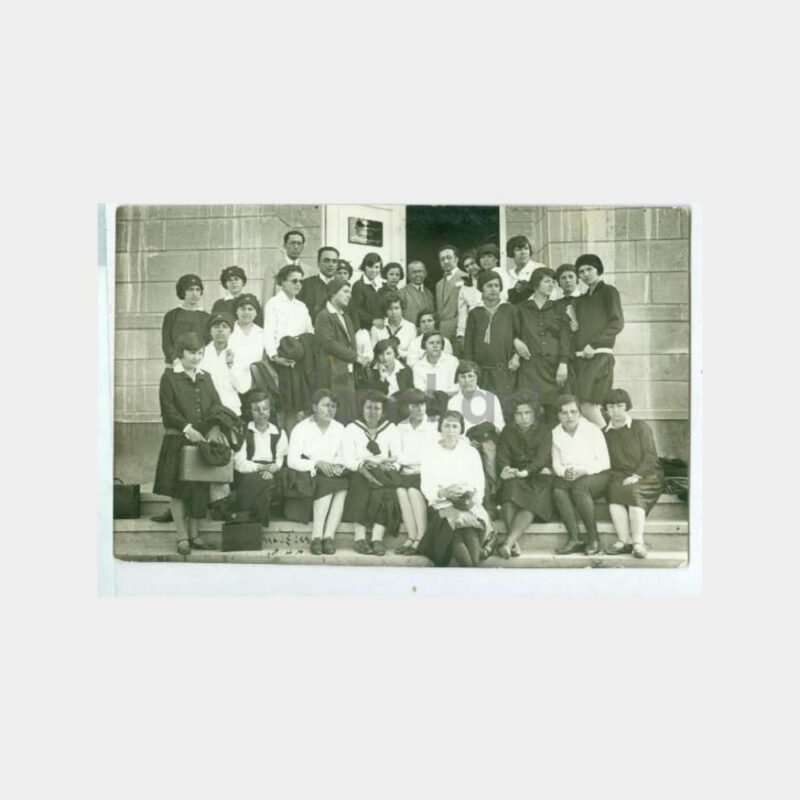 1928 Kız Okul Grubu - Eczacı ve Maarif Müdürlüğü Fotoğraf