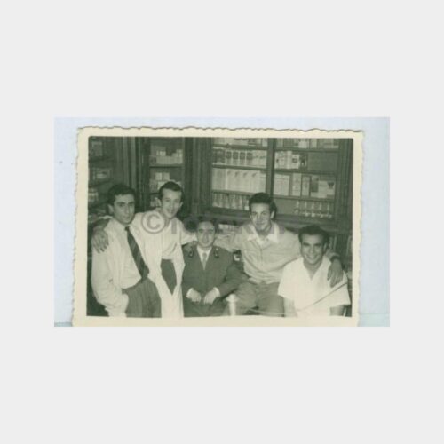 1952 İstanbul Eczane Grup Fotoğraf