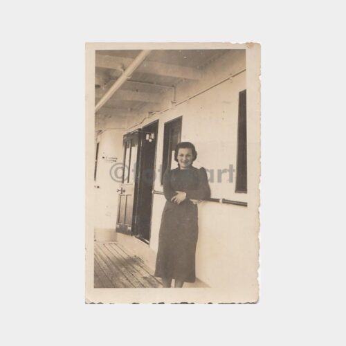 1940 Gemi Güvertesinde Kadın Fotoğraf