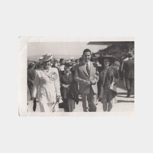 1940 Şapkalı Kadınlar Konulu Fotoğraf