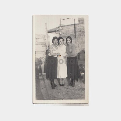 1932 Dış Mekan Üç Genç Kız Fotoğraf