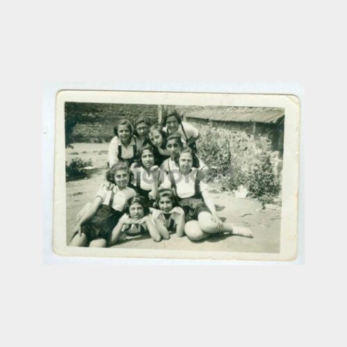 1940 Kız Öğrenciler 19 Mayıs Konulu Fotoğraf
