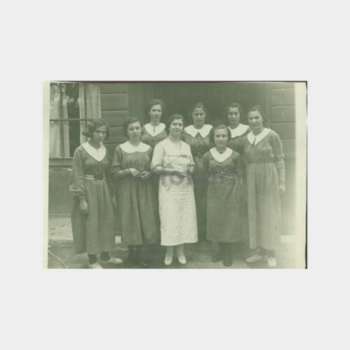 1935 Kız Öğrenciler Grup Fotoğraf