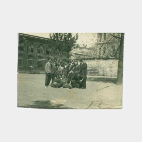 1930 Tarihi Okul Önünde Öğrenciler Fotoğraf