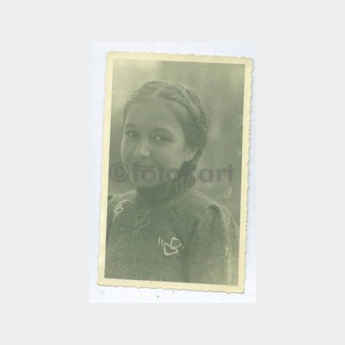 1940 Örgü Saçlı Güzel Kız Görünüş Fotoğraf