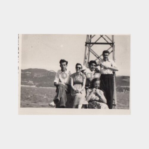 1940 Sahilde Grup Konulu Fotoğraf