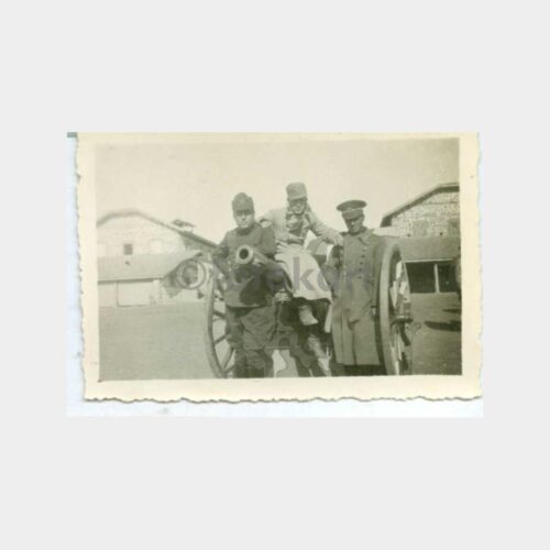 1940 Askeri Topçu Arabası Askerler Fotoğraf