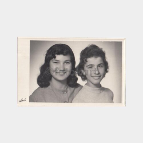 1958 Adanalı Kız Arkadaşlar Stüdyo Fotoğrafı