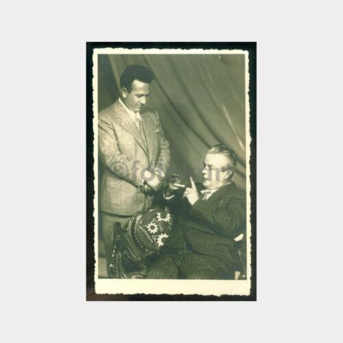 1940 Görüşen Baylar Konulu Fotoğraf