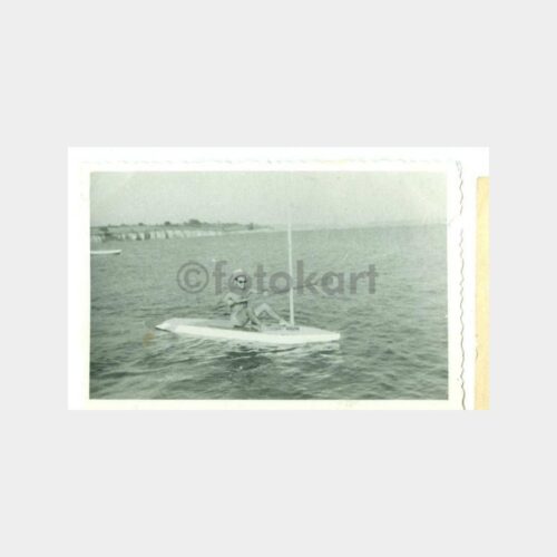1950 İstanbul Deniz Botu Genç Fotoğraf
